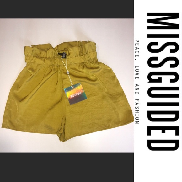 NWT MISSGUIDED floaty chartreuse shorts ▪️sz 2 - Picture 1 of 8